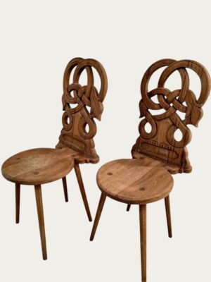 Par de sillas llamadas "Sillas de Serpiente" ("Schlangenstühle")