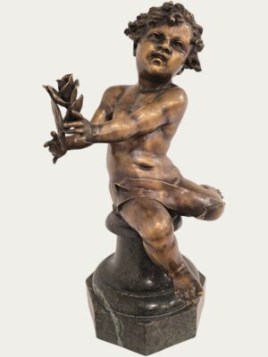 Putto grande de bronce