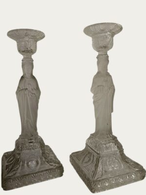 Rareza: Par de candelabros de cristal – Sagrado Corazón de Jesús y María