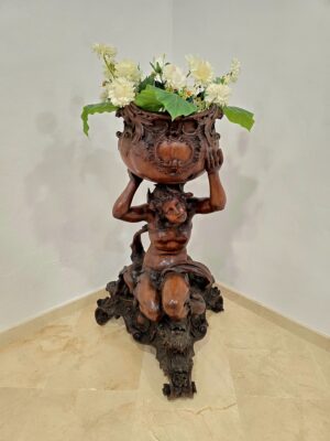 Escultura magistralmente tallada