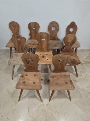 Selección de sillas rústicas de estilo campesino