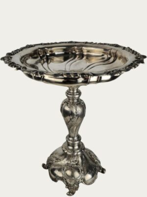 Fantástico Epergne de plata con motivos Ornamentados